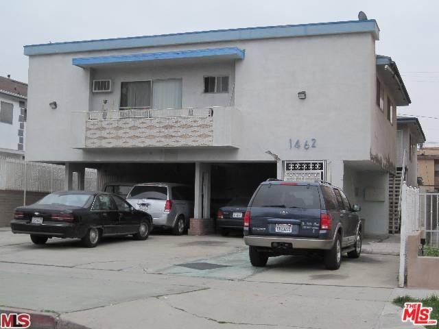 1462 Bedford Street - Photo 1