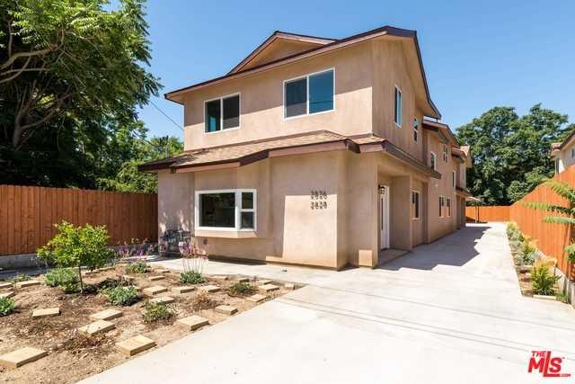 2826 Crescent Way - Photo 1