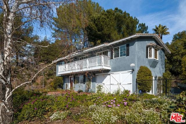 25601 Huckleberry Drive - Photo 1