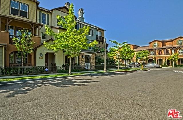 614 Melrose Street - Photo 1