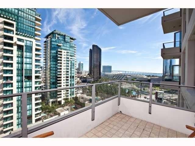 550 Front Street - Photo 1