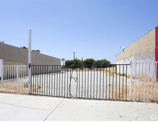 8830 Sierra Avenue - Photo 1