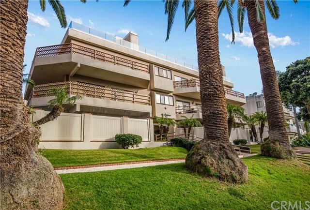 512 Esplanade - Photo 1