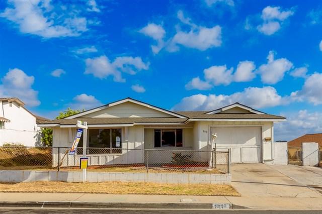1883 Ridgewood Dr - Photo 1