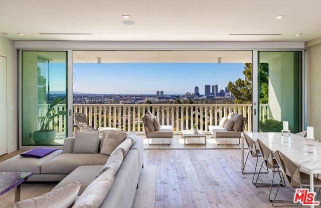 9255 Doheny Road - Photo 1