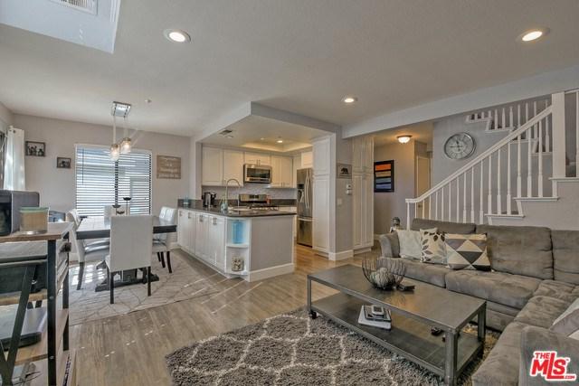 543 Victoria Street - Photo 1
