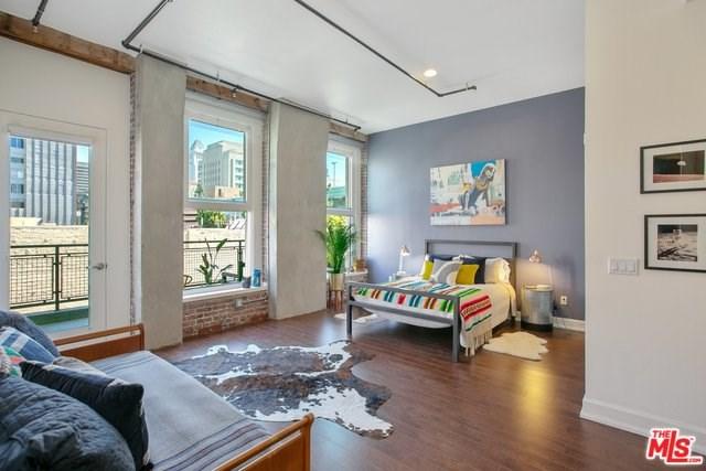 253 Broadway - Photo 1