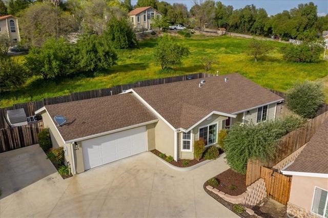 943 Creston Road - Photo 1