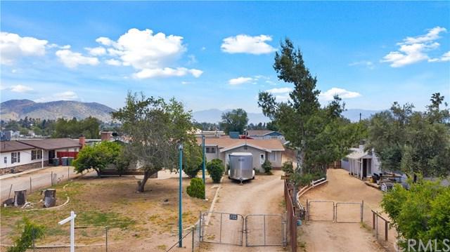 1060 7th Street - Photo 1