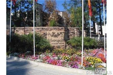 5530 Owensmouth Avenue - Photo 1