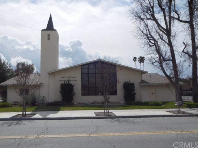 875 Acacia Avenue - Photo 1