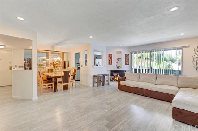 15080 Victory Boulevard - Photo 1