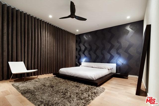 6728 Hepburn - Photo 1