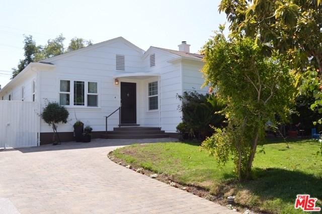 1015 Amherst Avenue - Photo 1