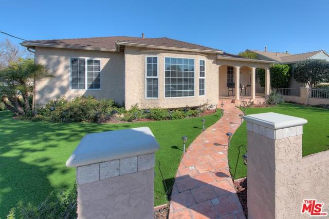 17653 Haynes Street - Photo 1