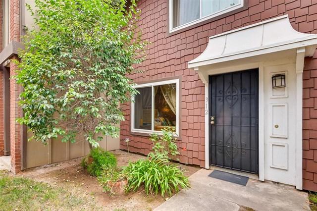 312 Graves Ct - Photo 1