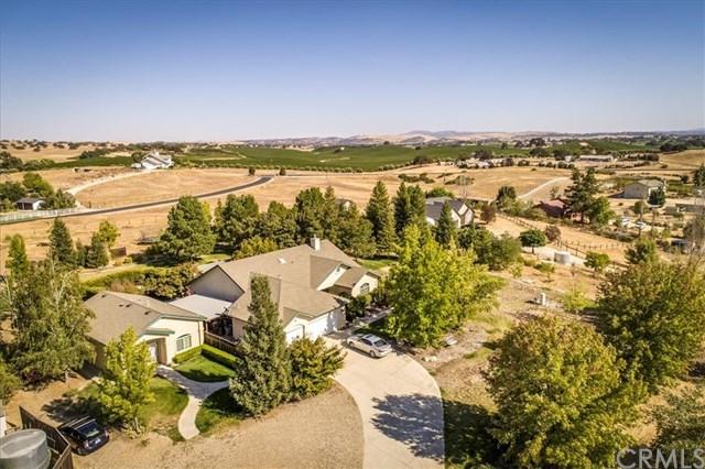 5696 Loma Real - Photo 1