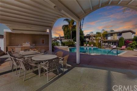 1094 Buckingham Lane - Photo 1