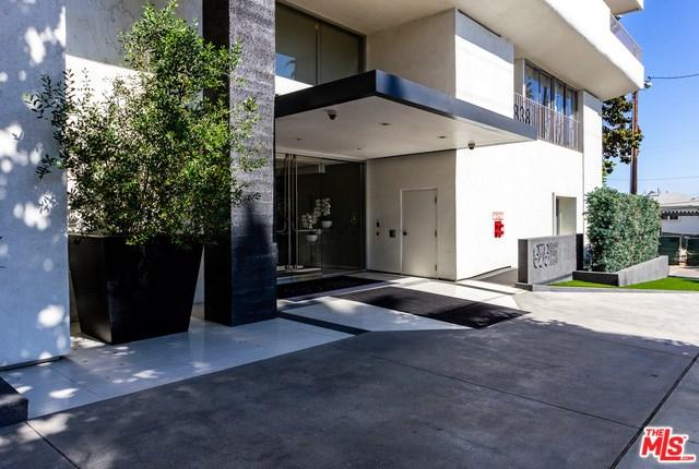 838 Doheny Drive - Photo 1