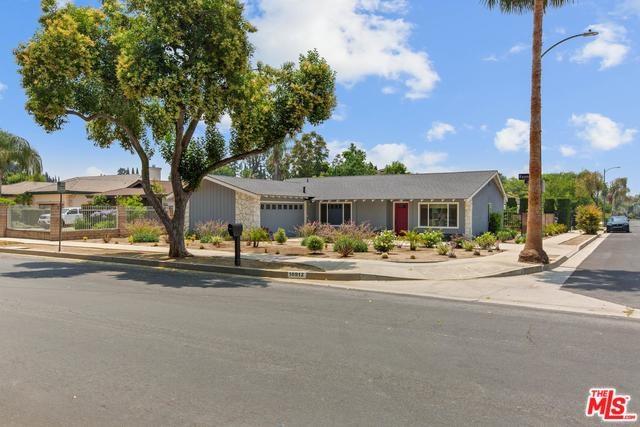 16912 Rayen Street - Photo 1