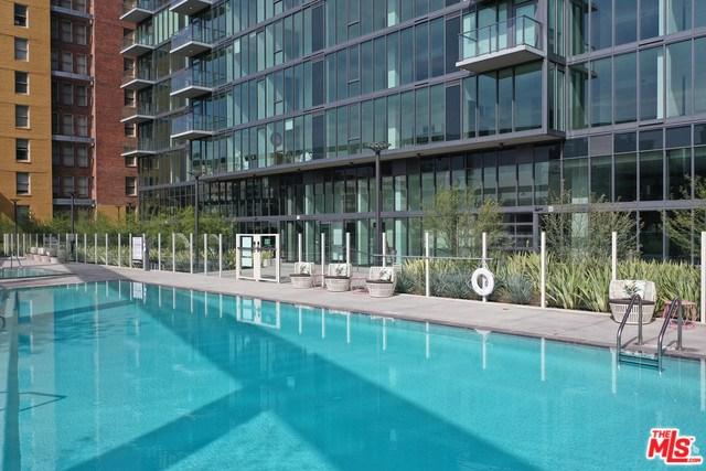 732 Spring Street - Photo 1