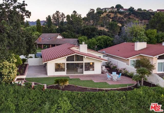 4370 Park Corona - Photo 1