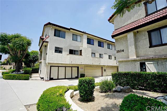 2504 Fremont Avenue - Photo 1
