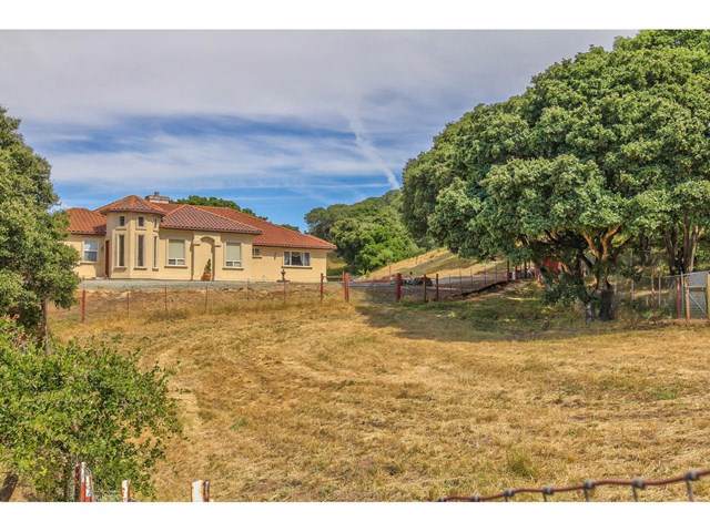 2300 Salinas Road - Photo 1