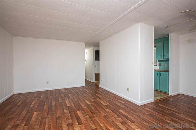 255 Bradley Avenue - Photo 1