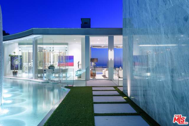 1814 Doheny Drive - Photo 1