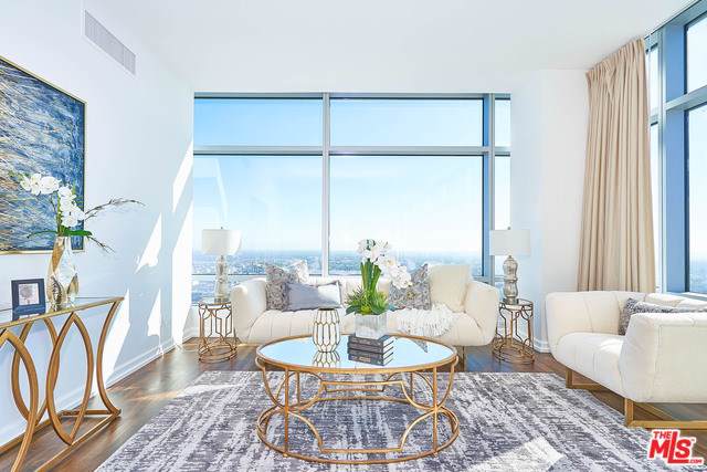 900 Olympic Boulevard - Photo 1
