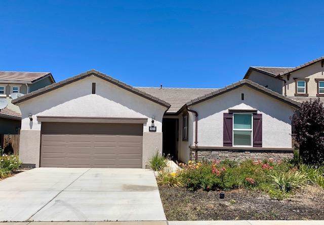 633 Molera Avenue - Photo 1