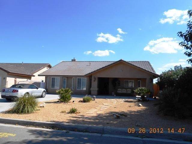 27391 Cloverleaf Drive - Photo 1