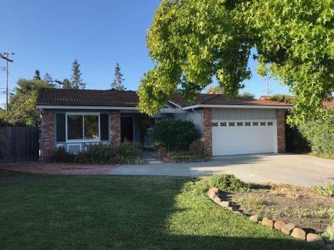 915 San Marcos Circle - Photo 1