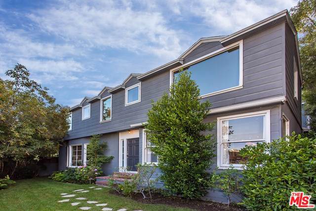 1325 Londonderry Place - Photo 1