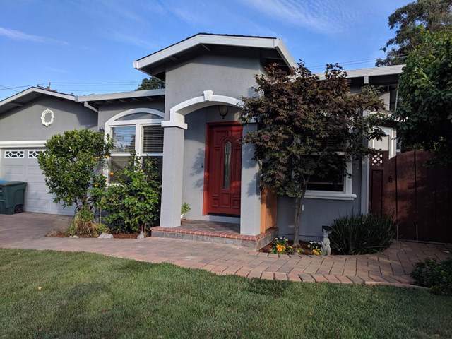 854 Estates Drive - Photo 1