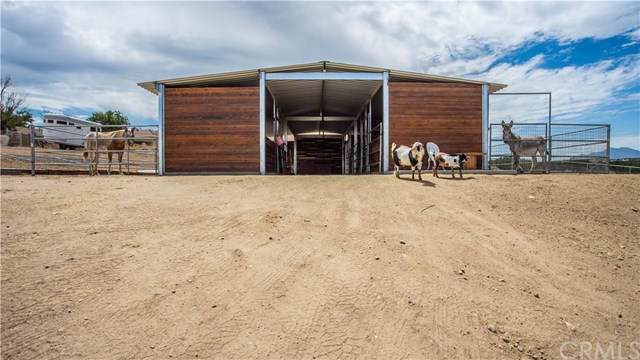 6769 Grandview Road - Photo 1