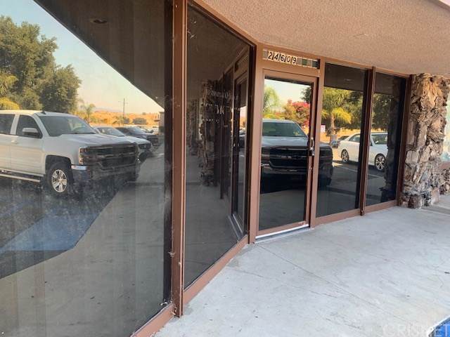 24609 Arch - Photo 1