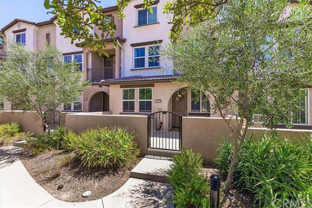 40923 Belleray Avenue - Photo 1