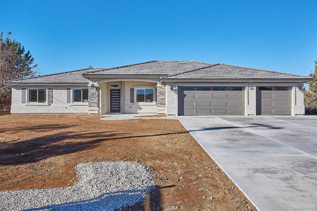 7746 Hemlock Avenue - Photo 1