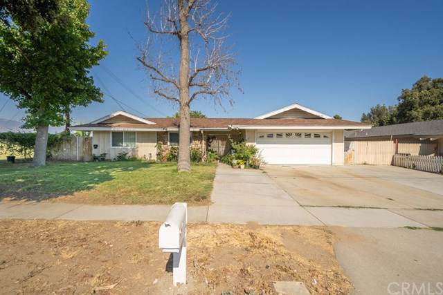 1387 Acacia Avenue - Photo 1