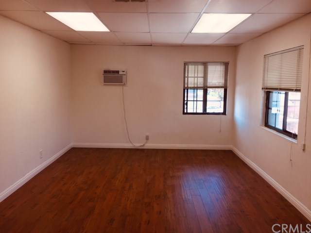 642 Dewey Avenue - Photo 1
