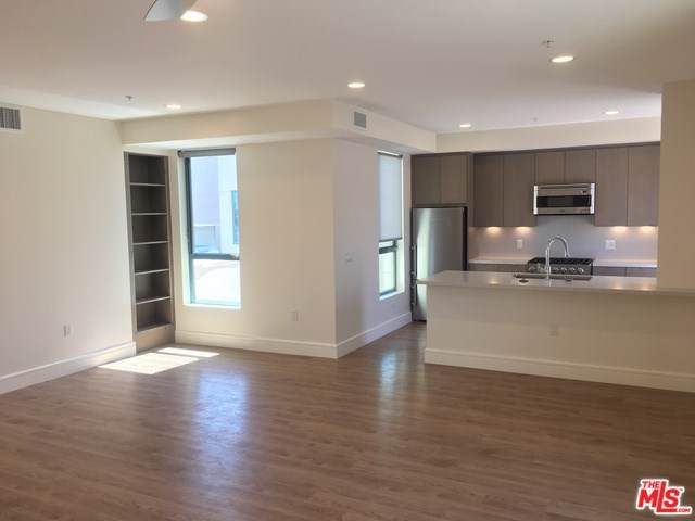 2300 Wilshire - Photo 1