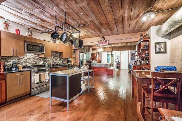 530 Hewitt Street - Photo 1