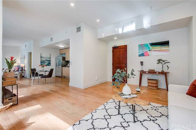 460 Spring Street - Photo 1