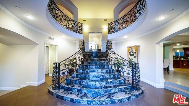 4156 Sunswept Drive - Photo 1