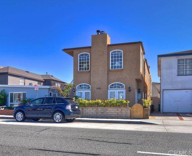 1229 Balboa Boulevard - Photo 1