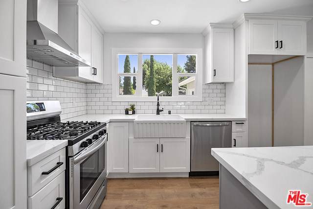 873 Old Farm Road - Photo 1