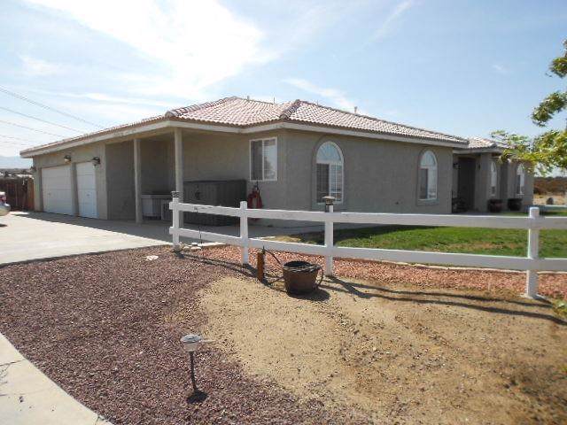 10171 Farmington Street - Photo 1