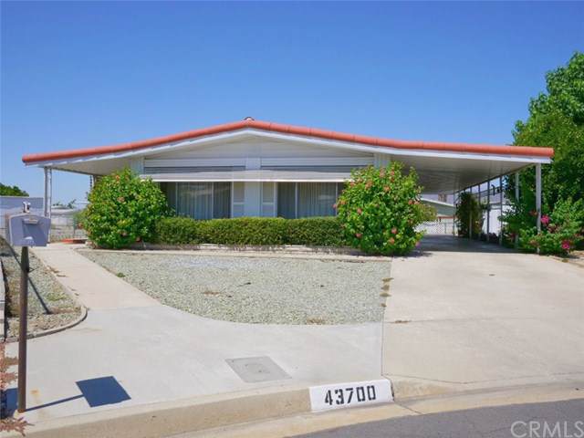 43700 Payne Avenue - Photo 1